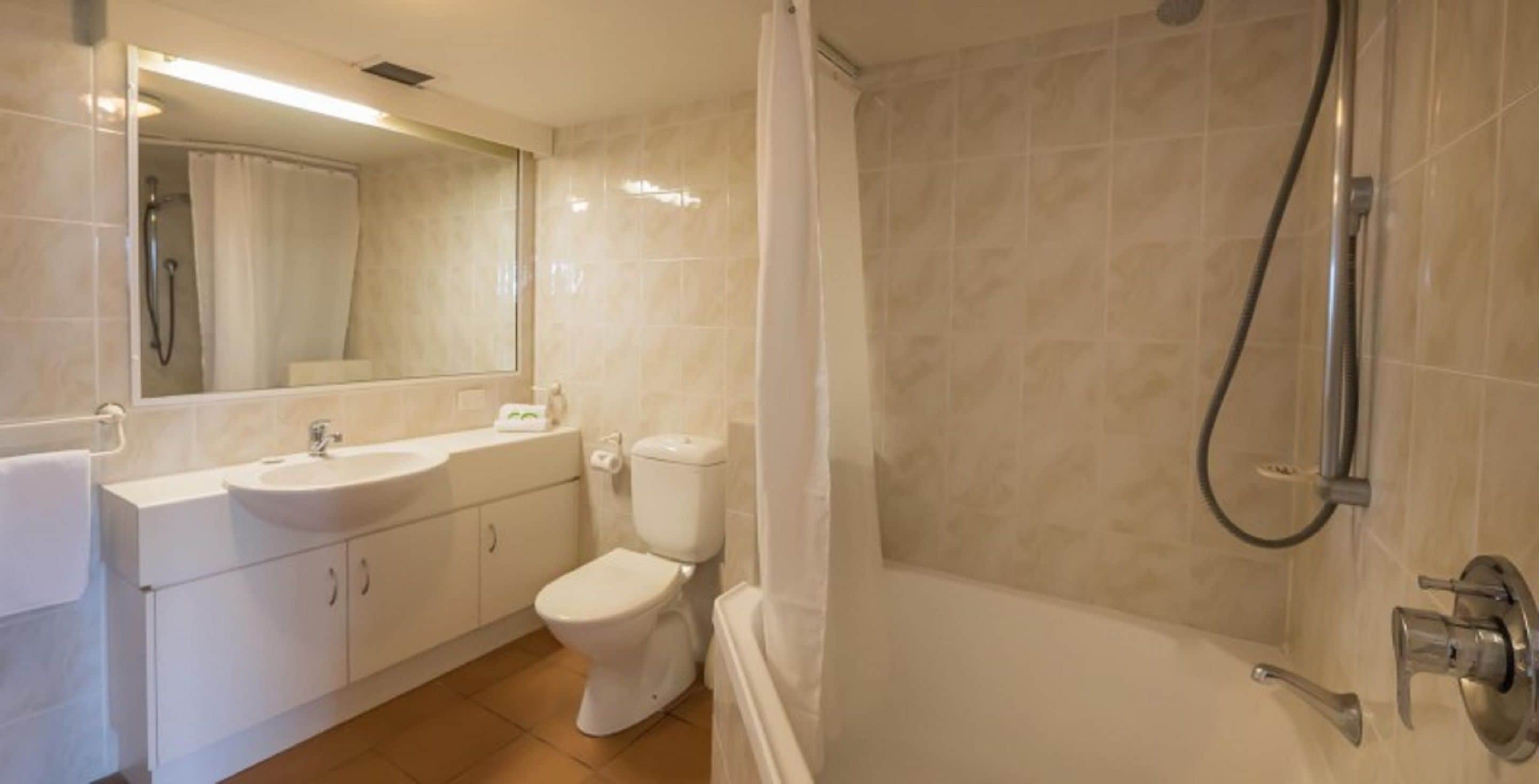 Tropic Towers Apartments — image 18