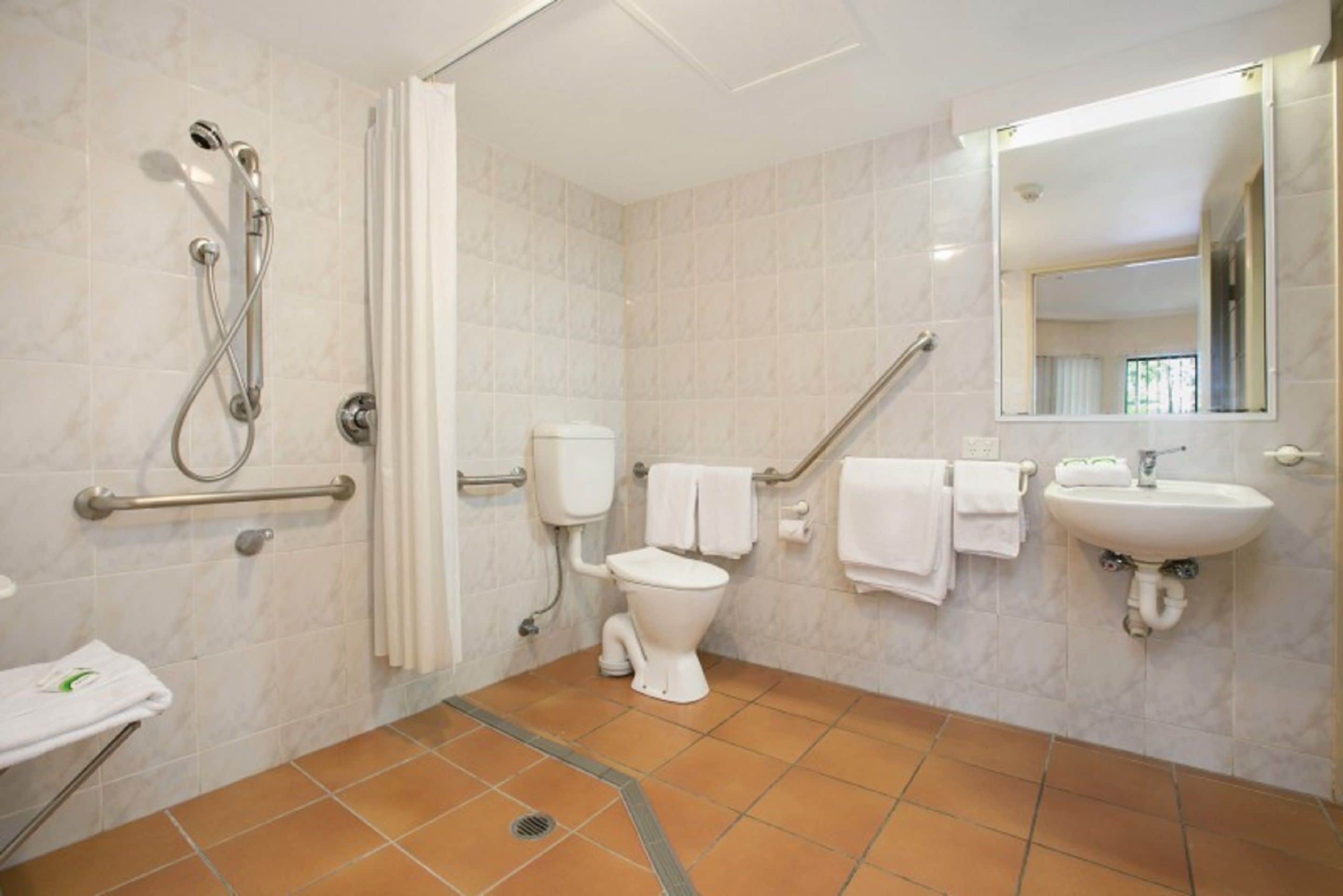 Tropic Towers Apartments — image 16