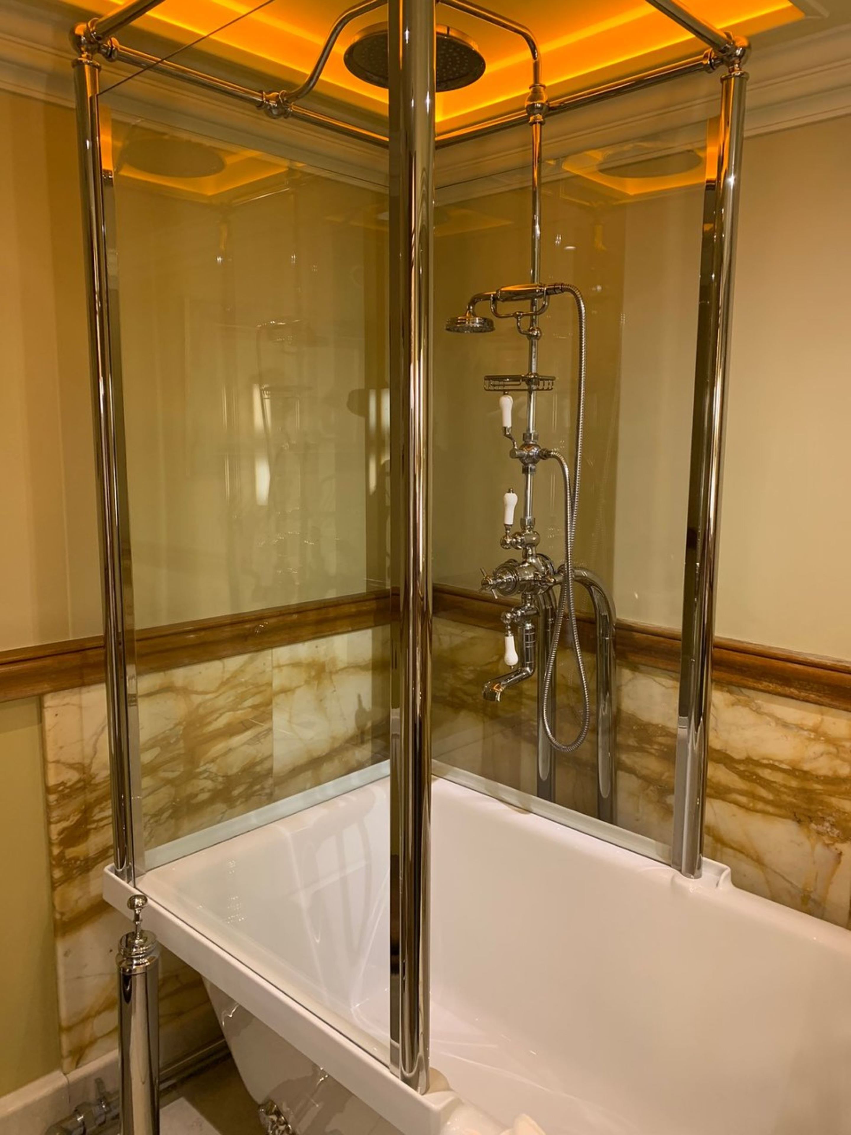 classic room, 1 king bed (mansion) | bathroom | separate bathtub and shower, deep-soaking bathtub, rainfall showerhead