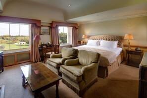 Chambre Exécutive, 1 très grand lit (Mansion)