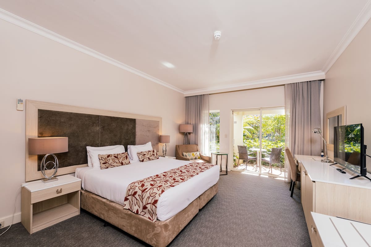 Gardenview King Room