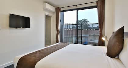 Comfort Hotel Dandenong