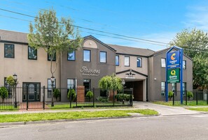 Exterior - Comfort Hotel Dandenong (Dandenong)