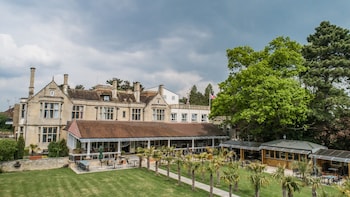Westone Manor Hotel