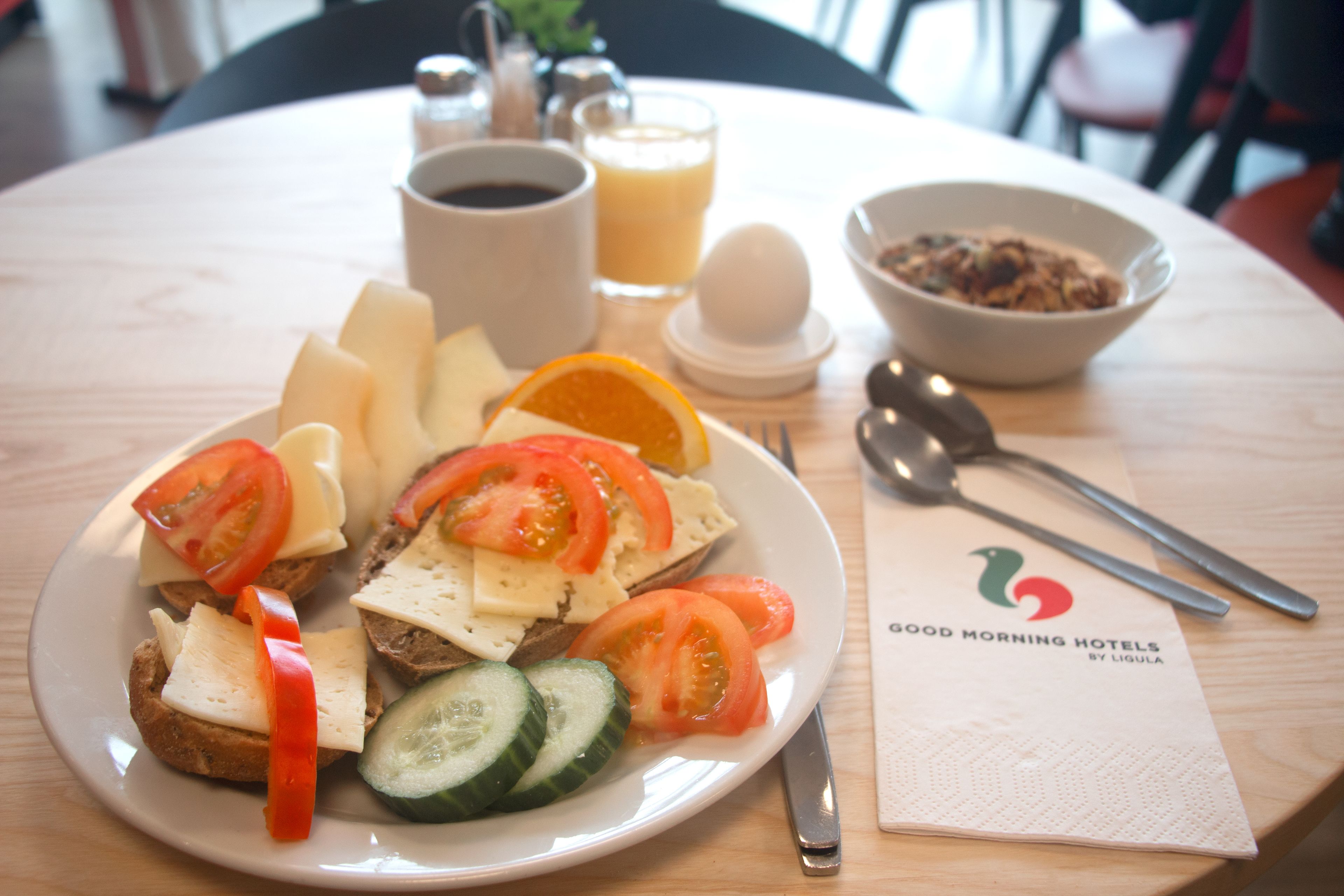 daily buffet breakfast (sek 125 per person)