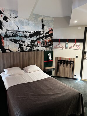In-room safe, desk, blackout curtains, free WiFi