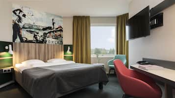 Good Morning Double Room | In-room safe, desk, blackout drapes, free WiFi