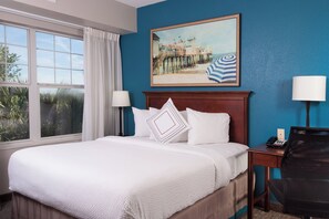 1 bedroom, premium bedding, in-room safe, desk