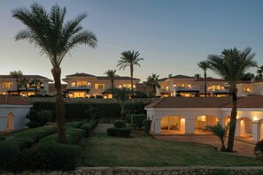 Exterior - Sheraton Sharm Hotel, Resort, Villas & Spa (Sharm El Sheikh)
