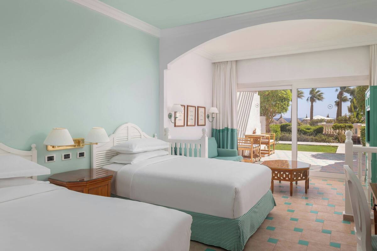 Room, 2 Single Beds, Terrace, Garden View