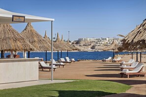 Private beach, snorkeling, beach bar - Sheraton Sharm Hotel, Resort, Villas & Spa (Sharm El Sheikh)