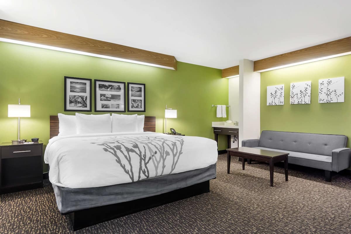 Pillow-top beds, in-room safe, desk, blackout curtains