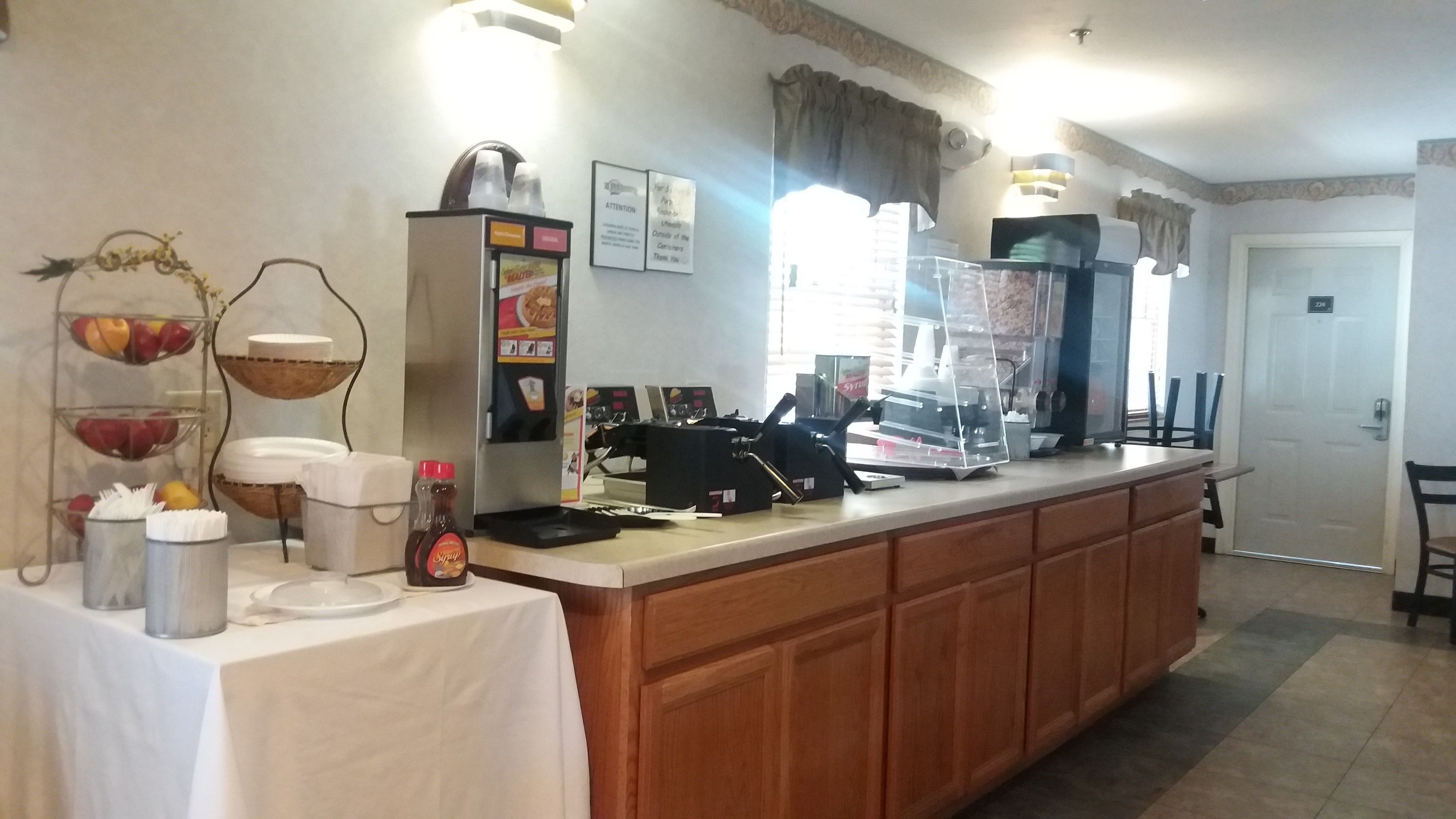 free daily on-the-go breakfast