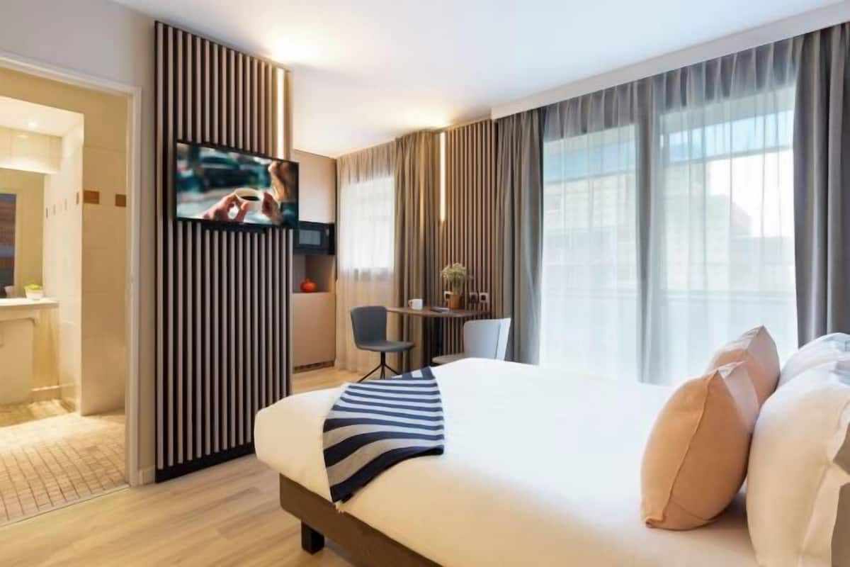 1 bedroom, down comforters, in-room safe, desk