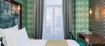 The Jay Hotel by HappyCulture