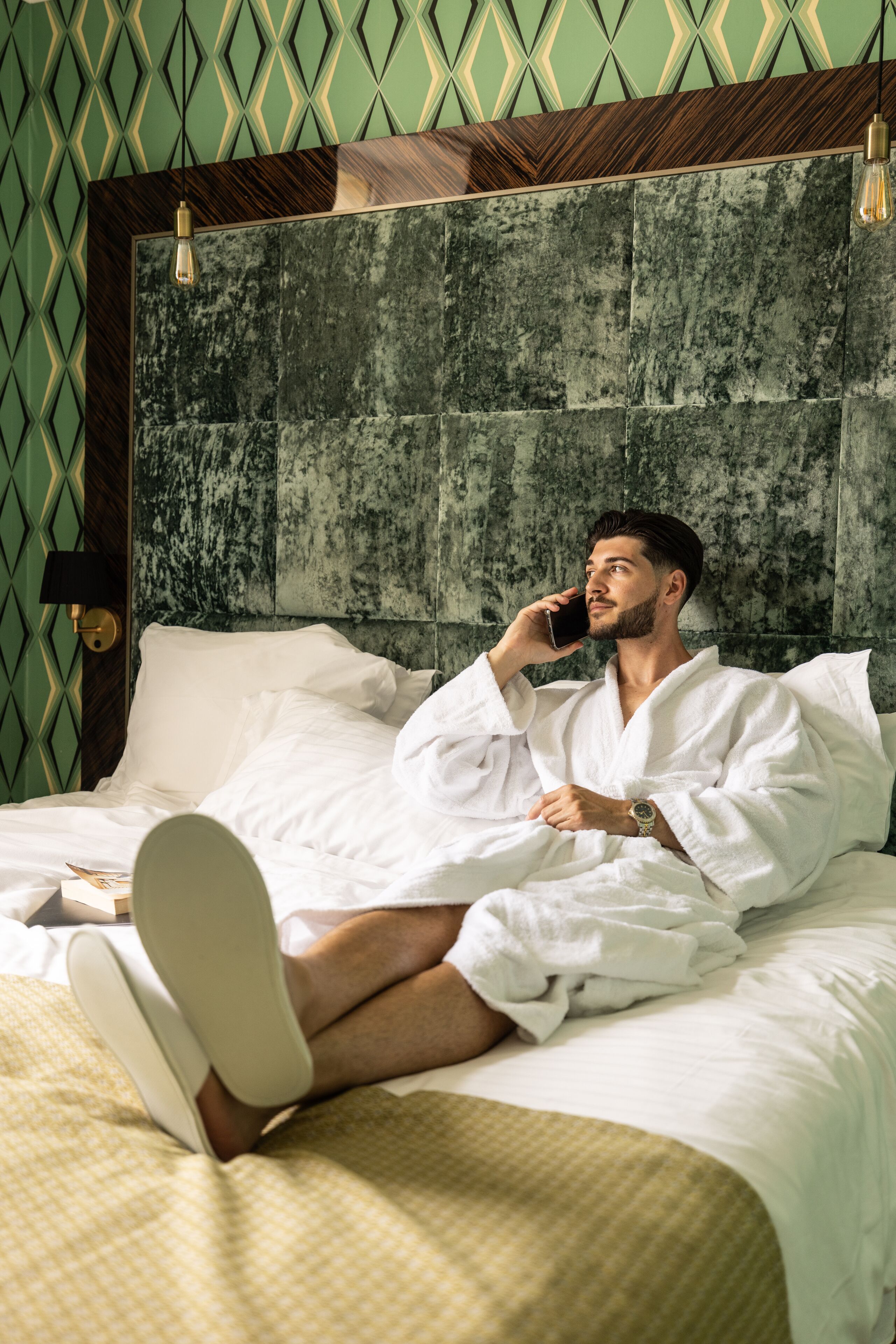 Een kluis op de kamer, verduisterende gordijnen, geluiddichte muren