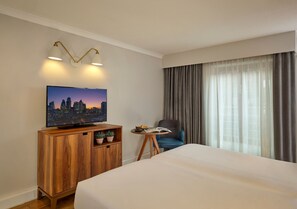 Phòng Tiêu chuẩn, 1 giường đôi (Classic Room) | Két bảo mật tại phòng, trang trí khác biệt 
