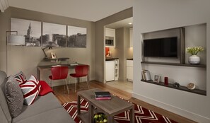 Apartment, 1 Bedroom | Egyptian cotton sheets, premium bedding, in-room safe, desk - Citadines Trafalgar Square London (London)