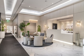 Hotel entrance and lobby at Fortune House Hotel Suites