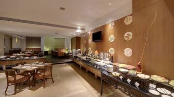Daily buffet breakfast (INR 500 per person)