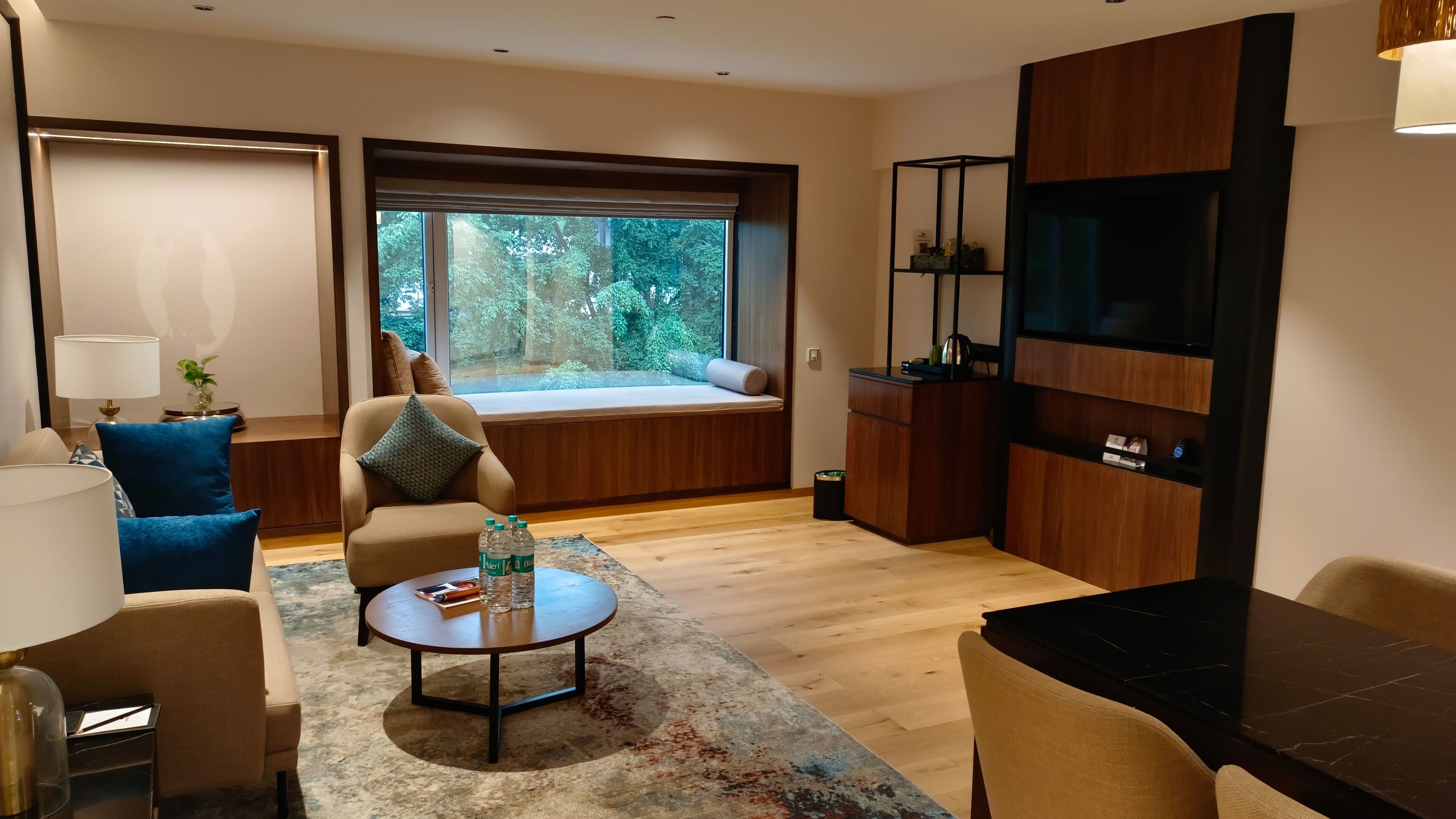 Luxury-Suite, 1 King-Bett, Nichtraucher | Wohnbereich