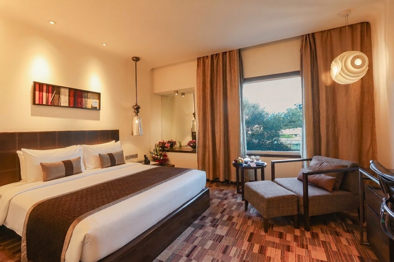 Deluxe Room, 1 King Bed