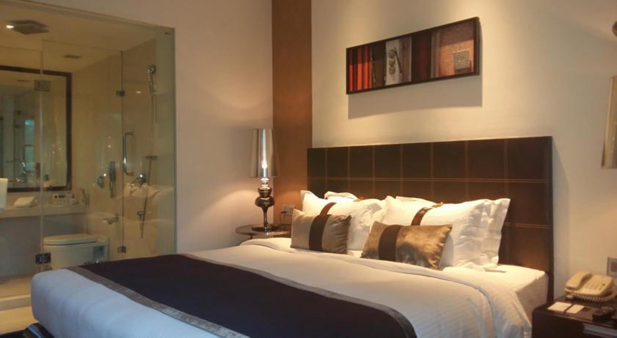 Premium bedding, memory foam beds, minibar, in-room safe