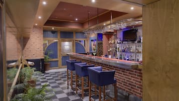 Bar (en la propiedad)
