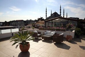 Terrace/patio - Hotel Sari Konak (Istanbul)
