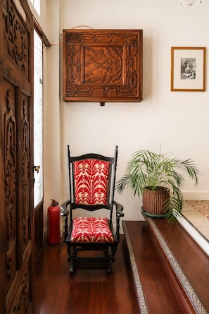 Interior detail - Hotel Sari Konak (Istanbul)