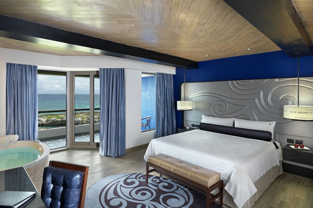 Premium bedding, in-room safe, blackout curtains, iron/ironing board