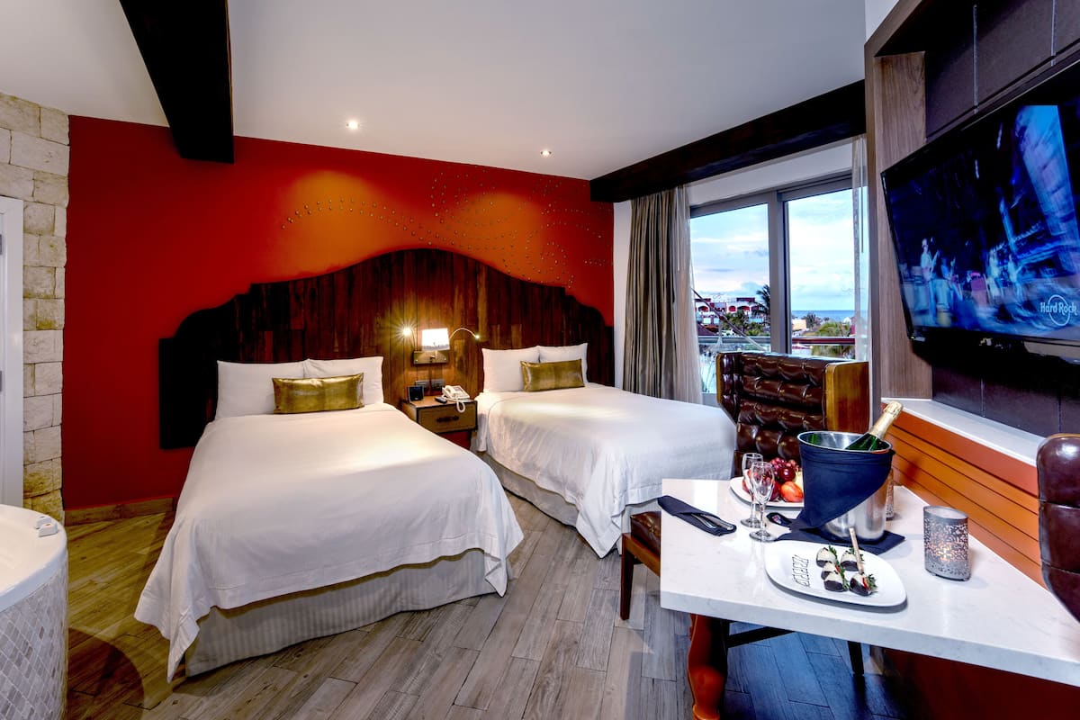 Premium bedding, in-room safe, blackout curtains, iron/ironing board