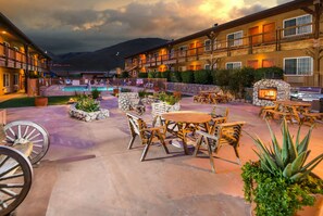 Exterior - Days Inn by Wyndham Lebec (Lebec)