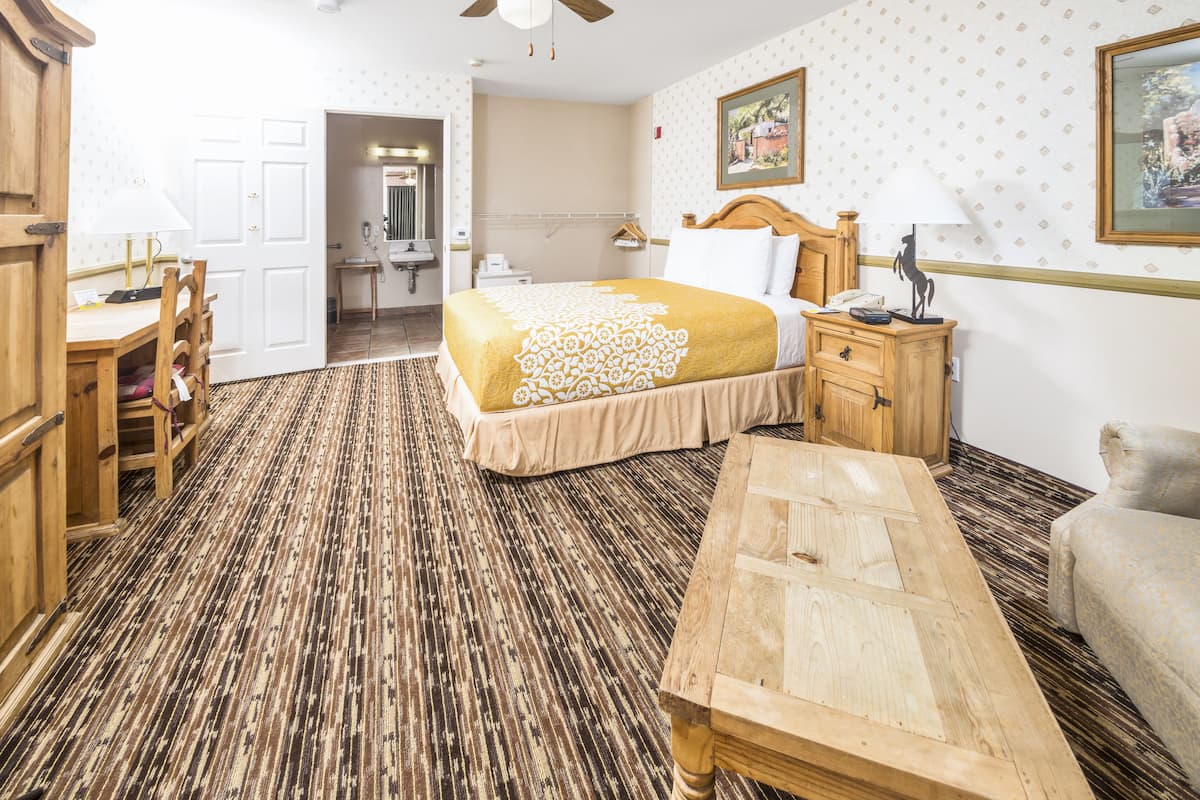 Desk, iron/ironing board, WiFi (free), bed sheets