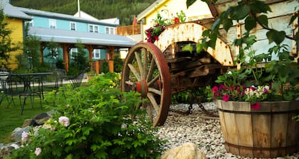 Holland America Dawson City Inn