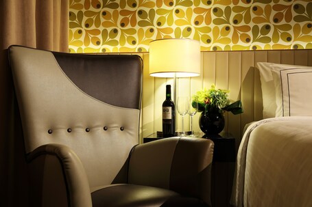 Rendezvous Hotel Singapore by Far East Hospitality - Image 12