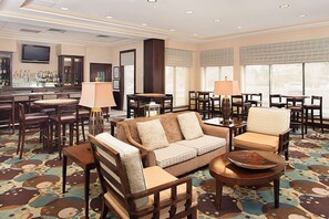 Bar (trong khuôn viên)