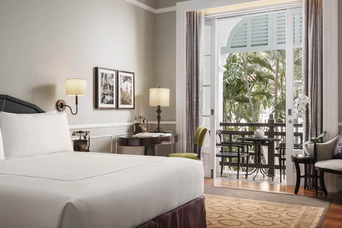 Colonial Suite King Bed | View from room