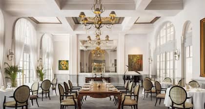 Raffles Hotel Le Royal