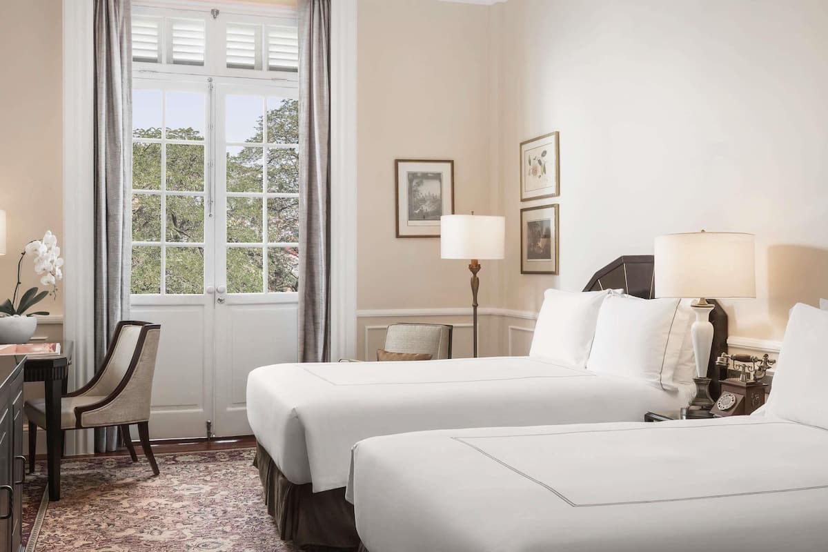 1 chambre, minibar, coffres-forts dans les chambres