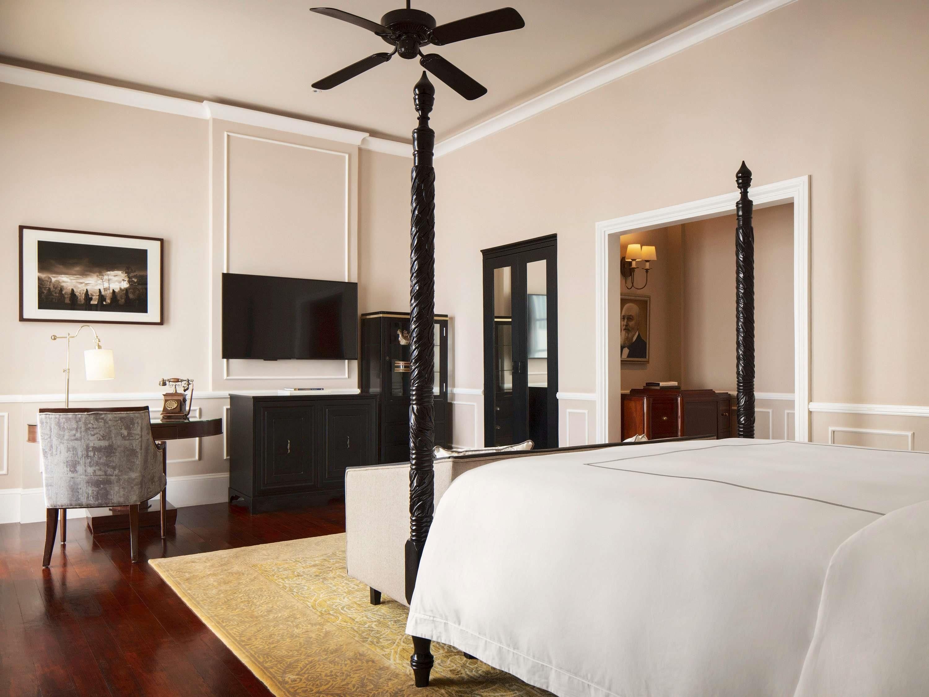 Personality Junior Suite King Bed