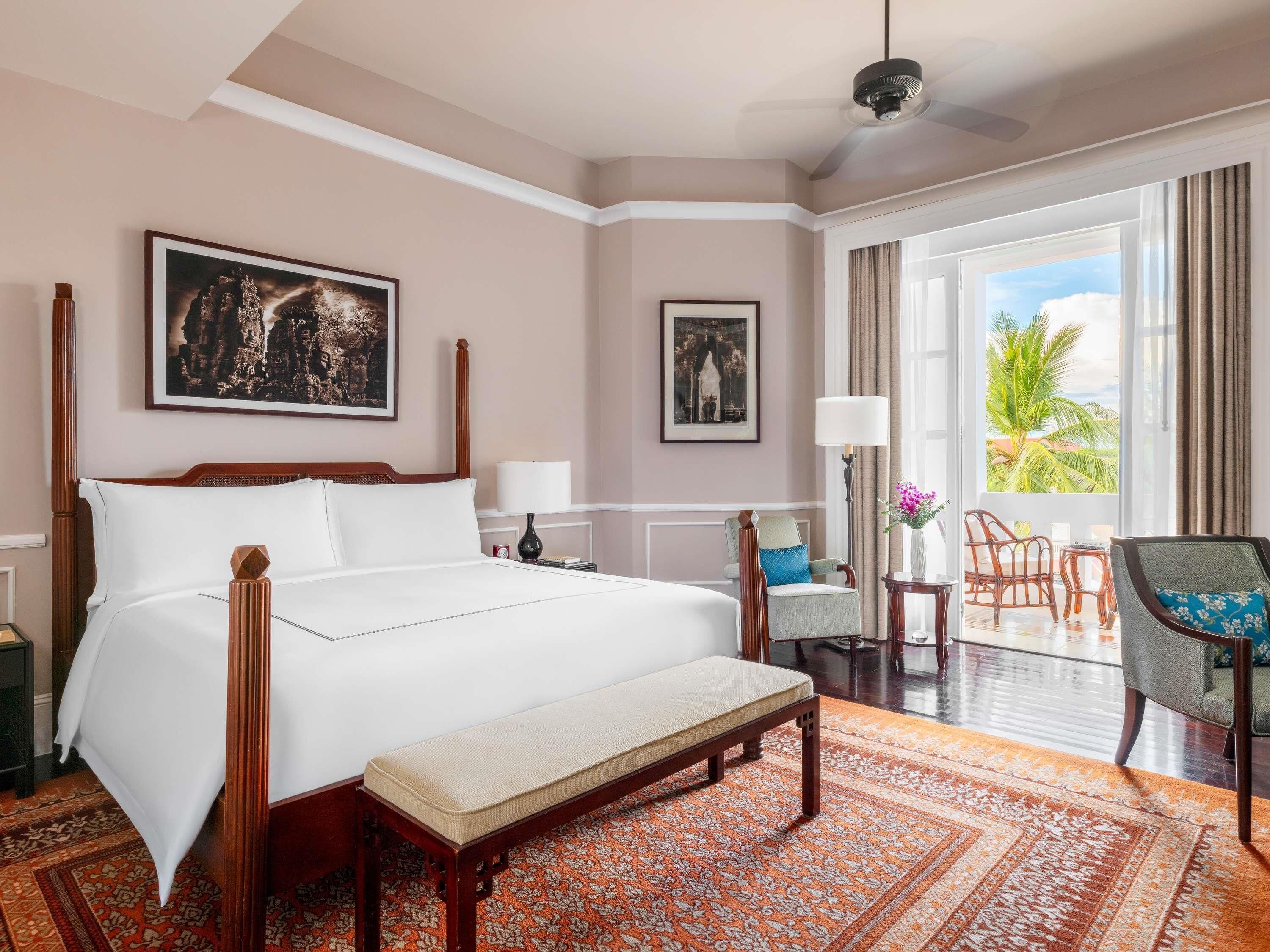 Landmark Room King | Egyptian cotton sheets, premium bedding, pillowtop beds, minibar