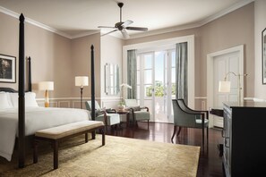 Suite, 1 King Bed (Landmark) | Egyptian cotton sheets, premium bedding, pillowtop beds, minibar