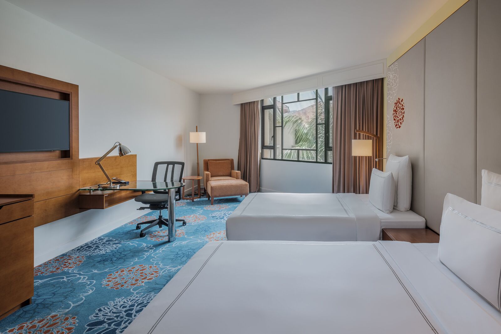 premier double | 1 bedroom, minibar, in-room safe, desk