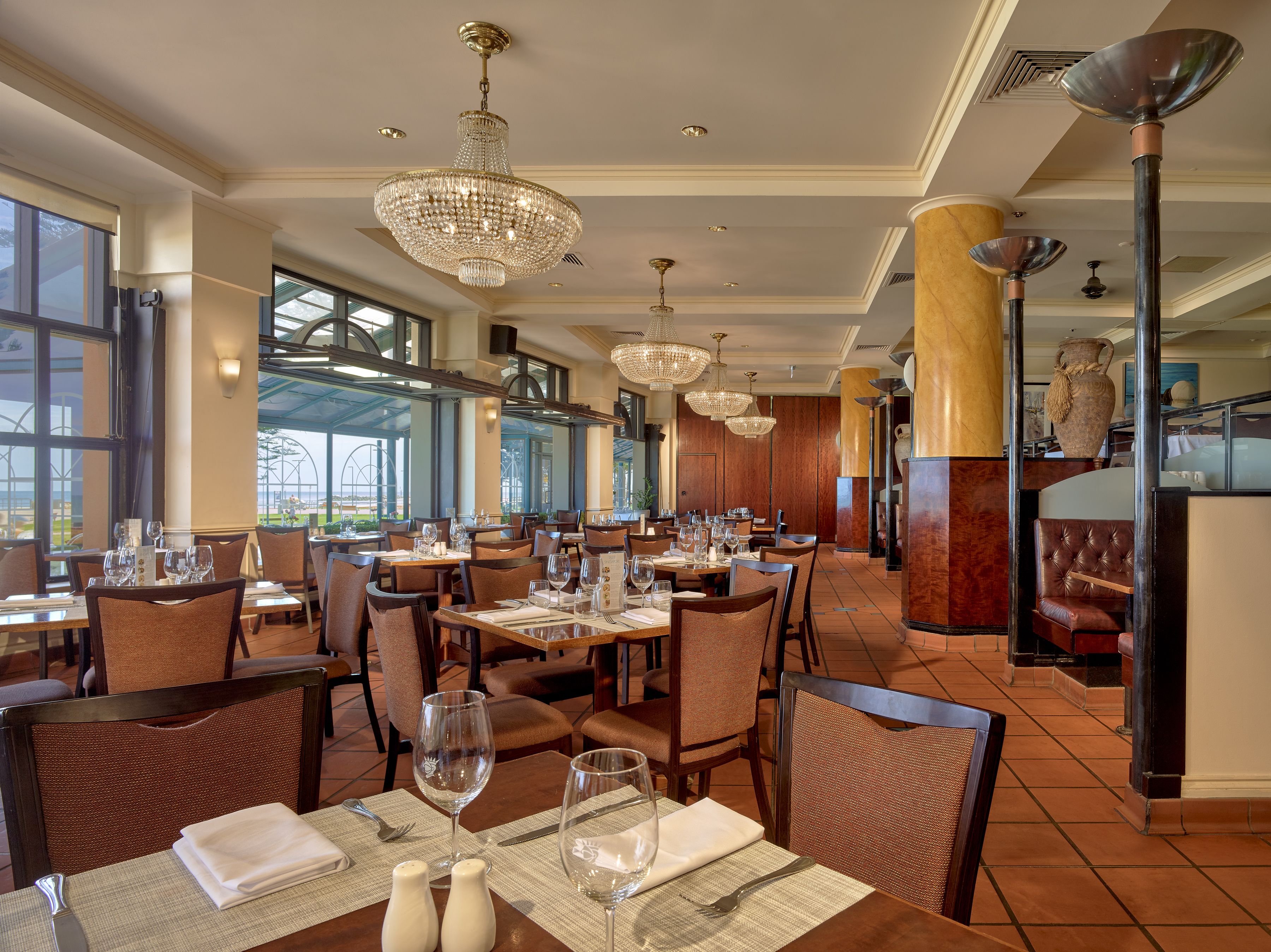 Daily buffet breakfast for a fee