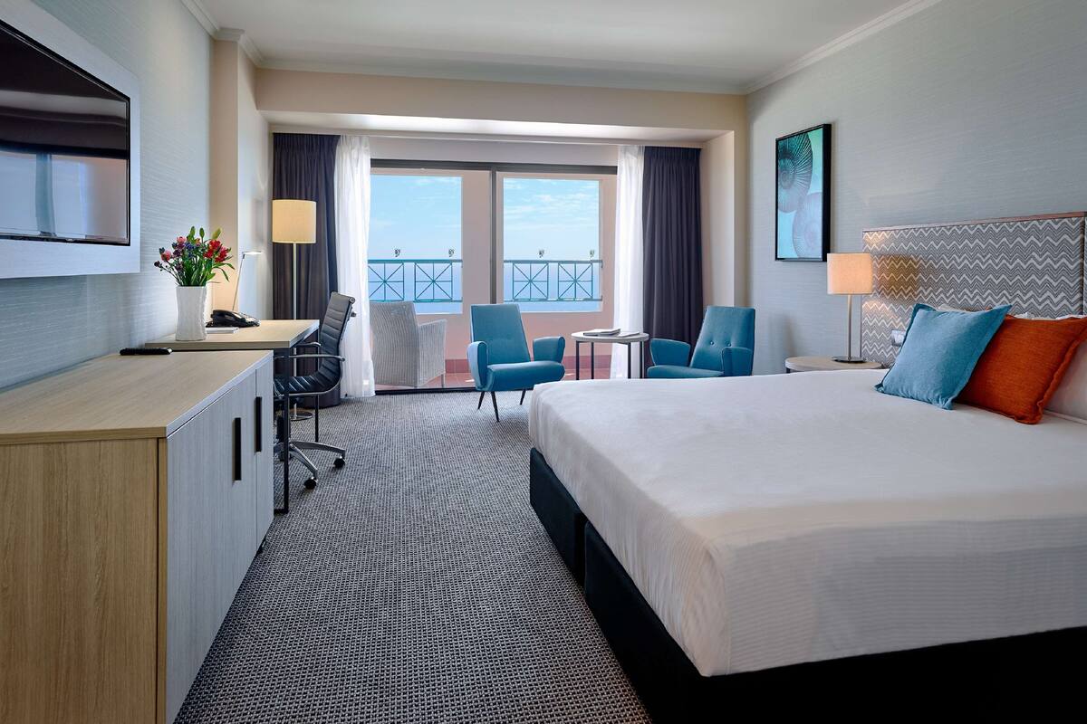 Phòng Grand, ban công, quang cảnh biển | Bộ đồ giường cao cấp, minibar, két bảo mật tại phòng, bàn 