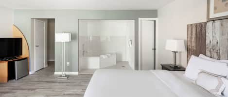 Honeymoon Room, Jetted Tub
