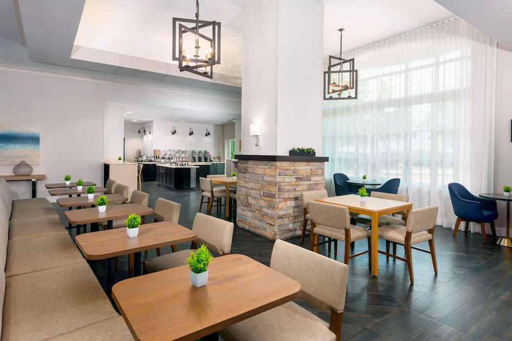 Staybridge Suites Miami Doral Area by IHG