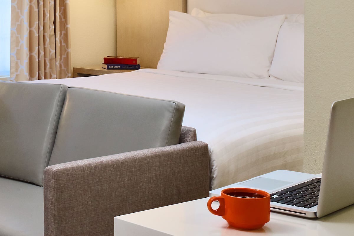 Coffres-forts dans les chambres, bureau
