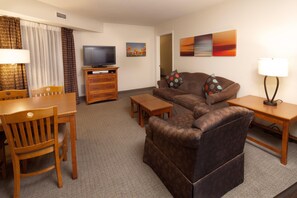 Living area - Staybridge Suites Irving Las Colinas by IHG (Irving)
